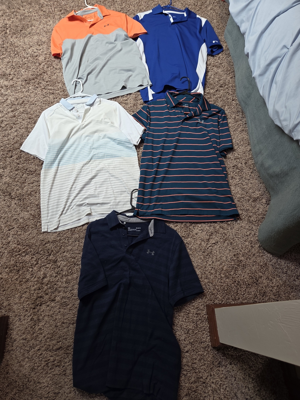 Mens size medium striped collar shirt lot of 5 Under Armour shirts